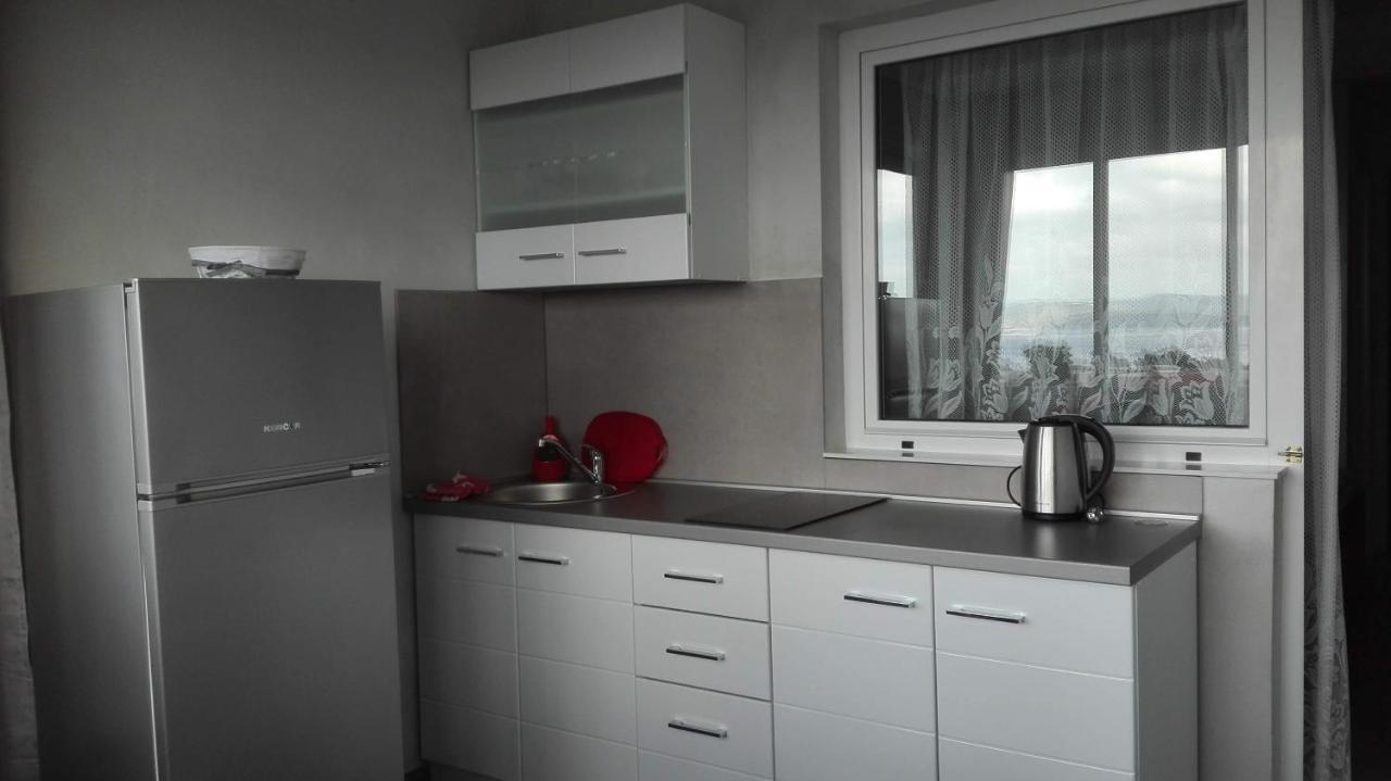 Apartmani Zoran Bilic Promajna Buitenkant foto