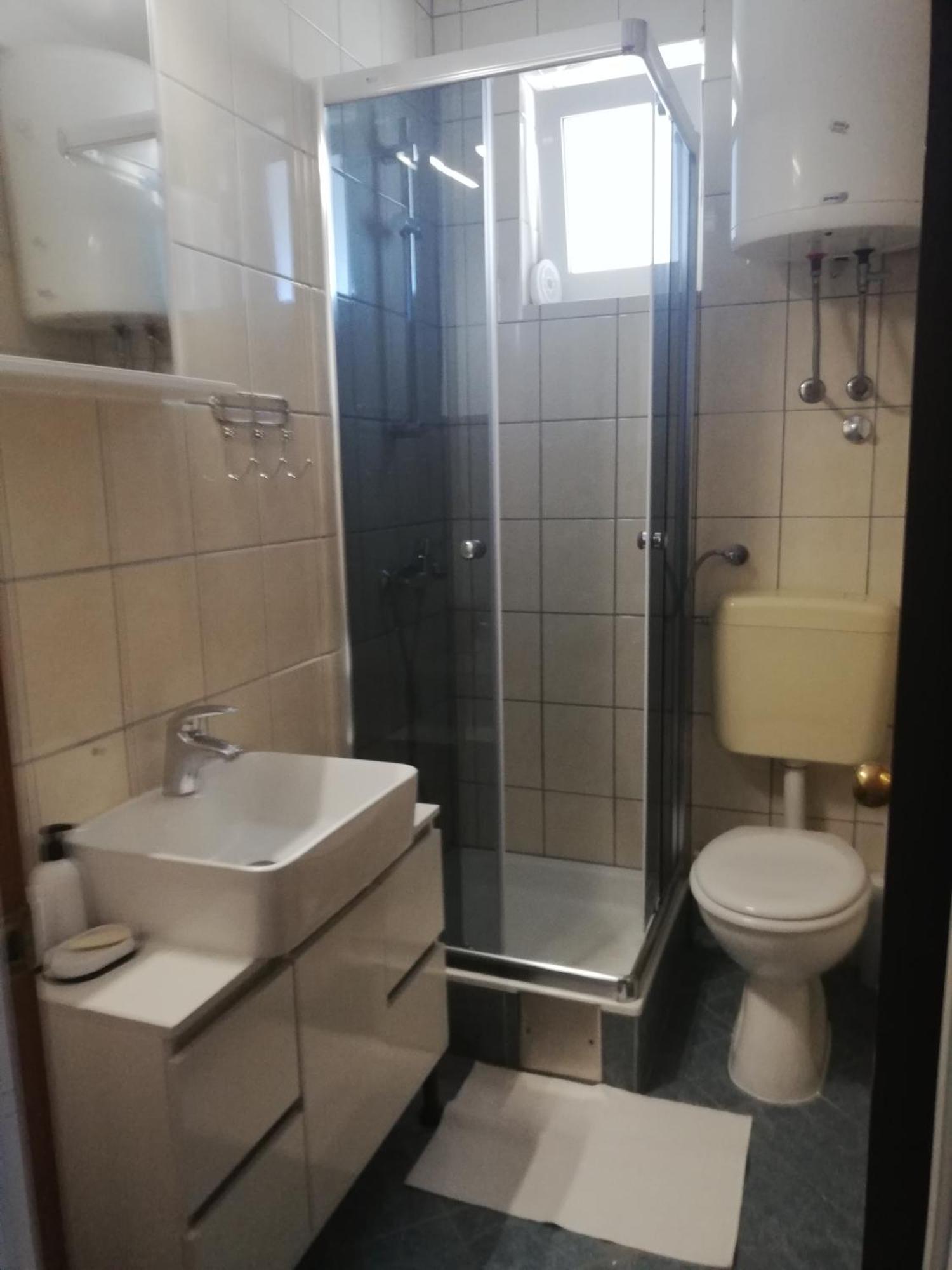 Apartmani Zoran Bilic Promajna Buitenkant foto